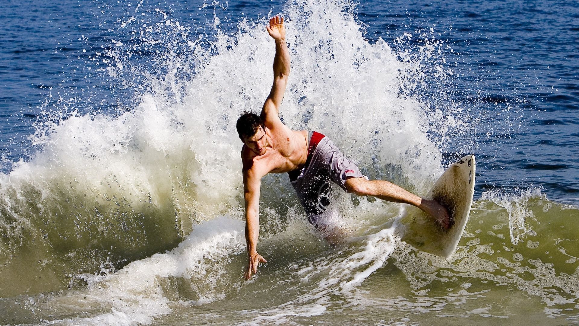 《Valorant年度总决赛，NRG战队逆袭夺冠》，valorant战队排名