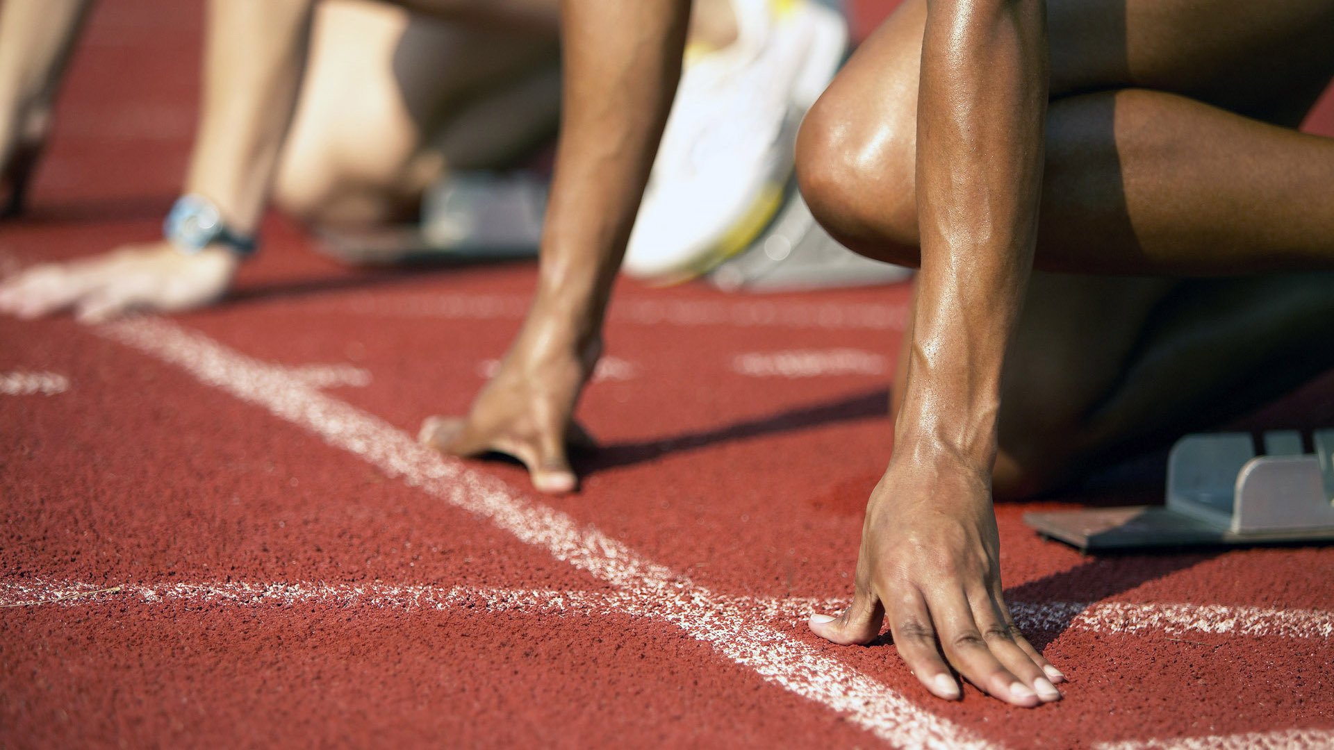 《电竞选手训练有多硬核?幕后训练细节曝光》,电竞选手训练营